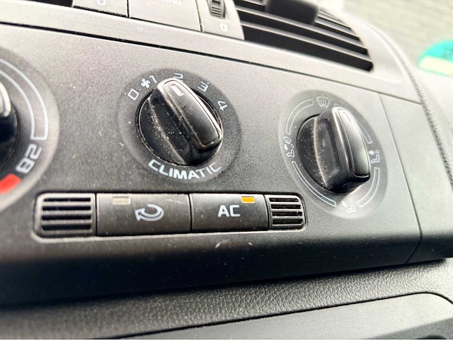 2010 skoda fabia combi airco 1.2 tdi greenline personenauto - afbeelding 3 van  15