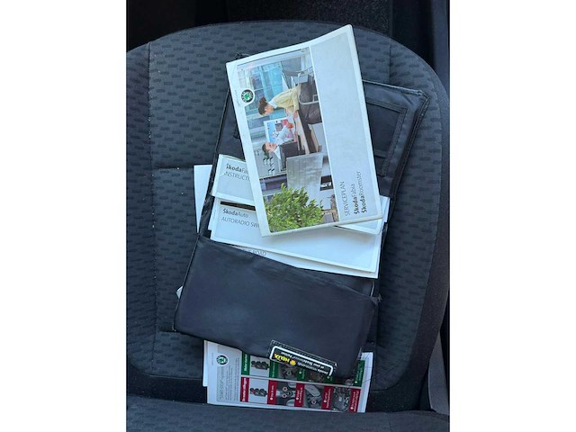 2010 skoda fabia combi personenauto - afbeelding 2 van  11