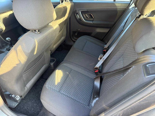 2010 skoda fabia combi personenauto - afbeelding 11 van  11