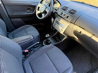 2010 skoda fabia combi personenauto - afbeelding 4 van  12