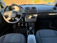 2010 skoda fabia combi personenauto - afbeelding 10 van  12
