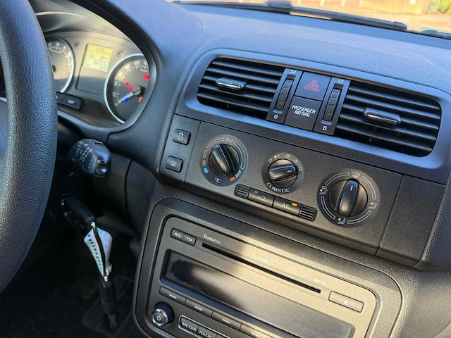 2010 skoda fabia combi personenauto - afbeelding 2 van  12