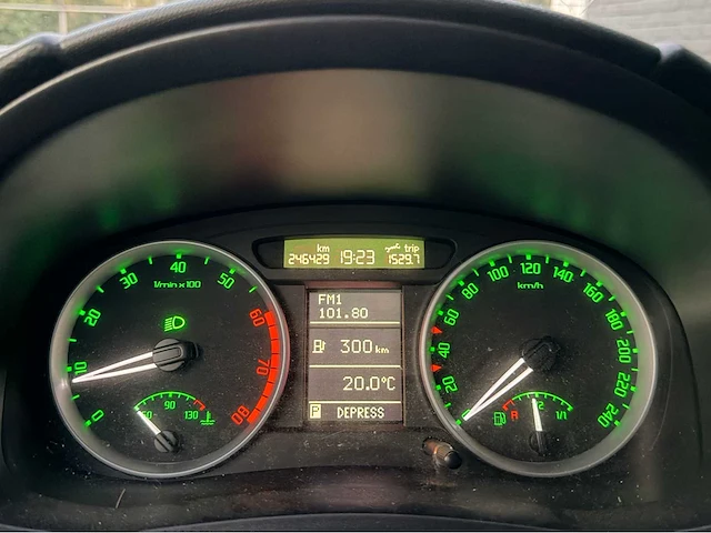 2010 skoda roomster automaat clima 1.6-16v tour pro personenauto - afbeelding 7 van  16