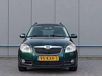 2010 skoda roomster automaat clima 1.6-16v tour pro personenauto - afbeelding 9 van  16