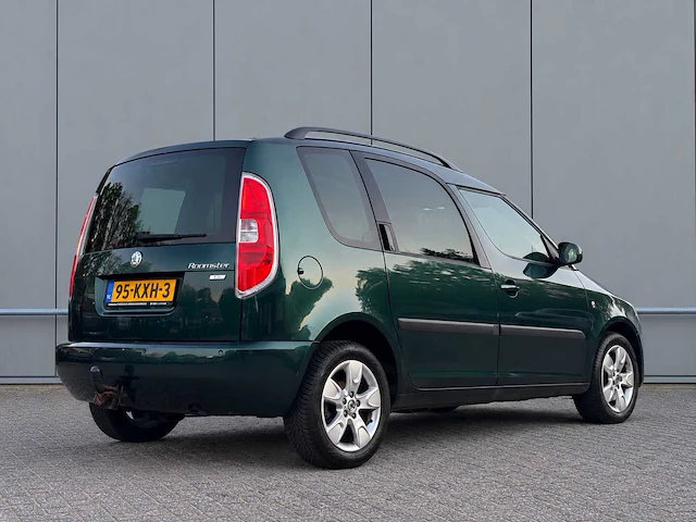 2010 skoda roomster automaat clima 1.6-16v tour pro personenauto - afbeelding 11 van  16