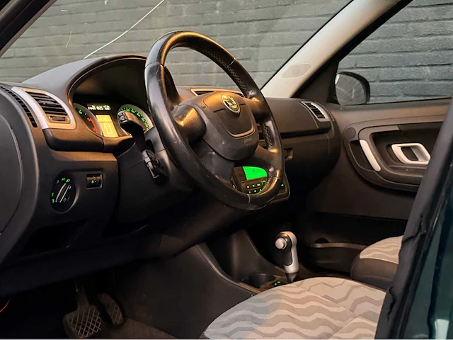 2010 skoda roomster automaat clima 1.6-16v tour pro personenauto - afbeelding 14 van  16