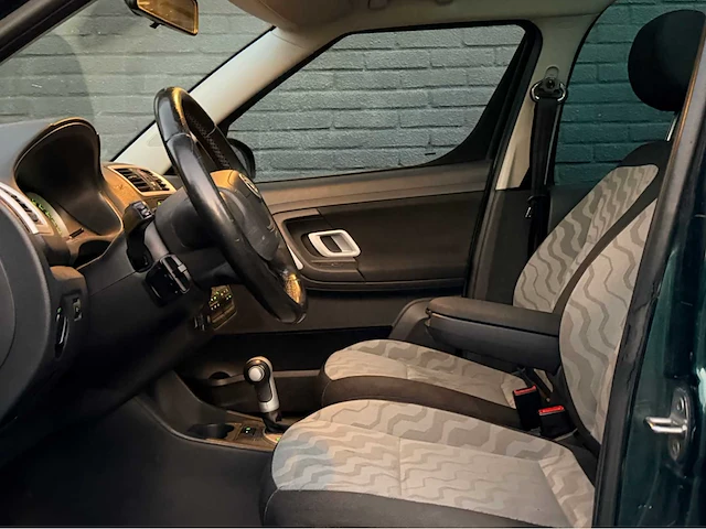 2010 skoda roomster automaat clima 1.6-16v tour pro personenauto - afbeelding 15 van  16