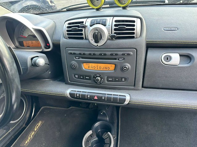 2010 smart fortwo coupé 1.0 mhd ed. highst. personenauto - afbeelding 10 van  22