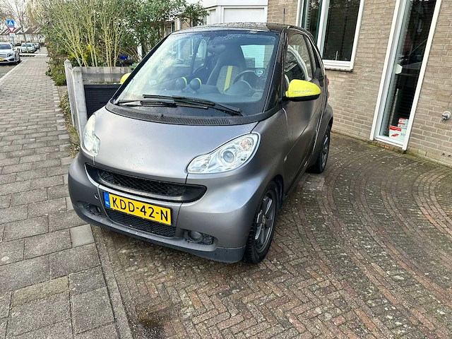 2010 smart fortwo coupé 1.0 mhd ed. highst. personenauto - afbeelding 1 van  22