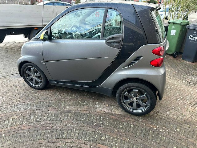 2010 smart fortwo coupé 1.0 mhd ed. highst. personenauto - afbeelding 3 van  22