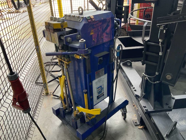 2010 smei pt2 pro stomp lasmachine (c) - afbeelding 1 van  9