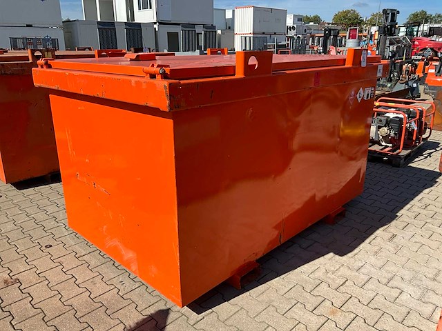 2010 steenbergen cid 300 brandstof opslagtank - afbeelding 2 van  8