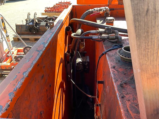 2010 steenbergen cie 300 brandstof opslagtank - afbeelding 11 van  12