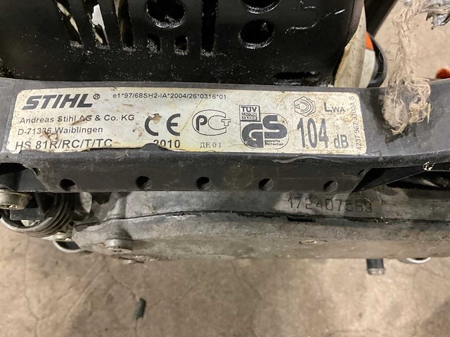 2010 stihl hs81r heggenschaar - afbeelding 3 van  11