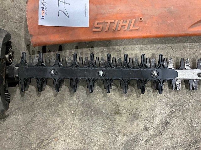 2010 stihl hs81r heggenschaar - afbeelding 8 van  11