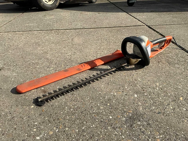 2010 stihl hse61 heggenschaar - afbeelding 1 van  7