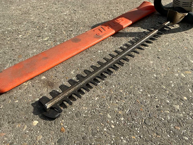 2010 stihl hse61 heggenschaar - afbeelding 6 van  7
