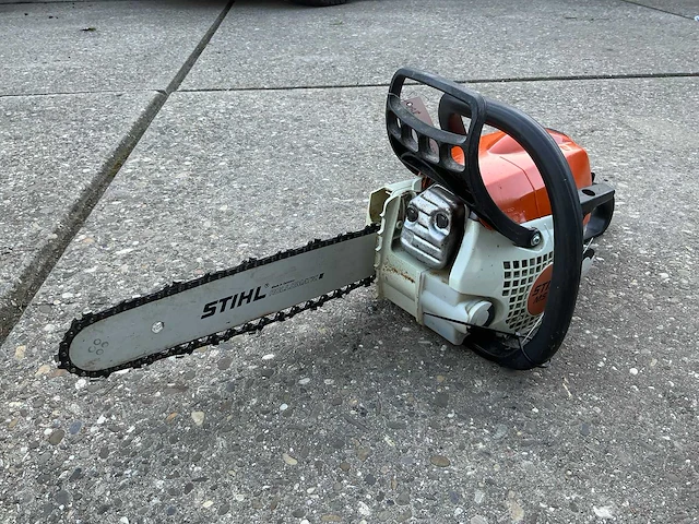 2010 stihl ms 171 kettingzaag - afbeelding 1 van  6