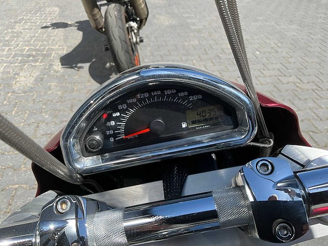 2010 suzuki intruder m1500 motorfiets - afbeelding 14 van  17