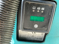 2010 tennant t5 fast schrob - zuig machine ( zelfrijdend ) - afbeelding 3 van  4