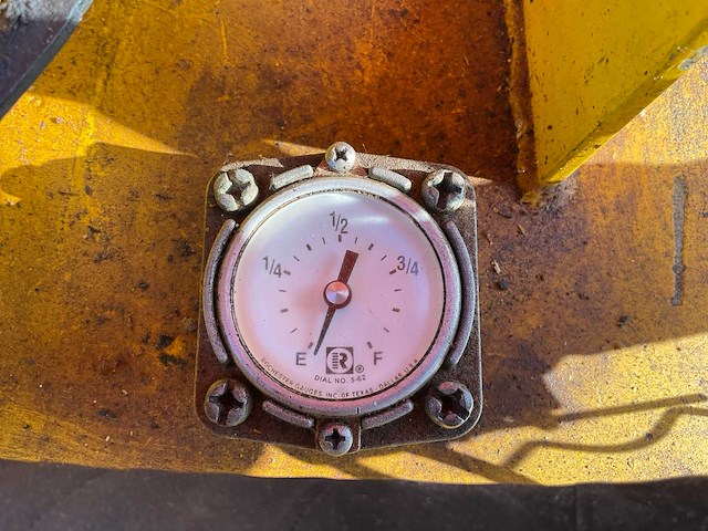 2010 tolsma brandstof opslagtank - afbeelding 3 van  12