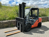 2010 toyota 52-8fdjf35 vorkheftruck - afbeelding 1 van  25