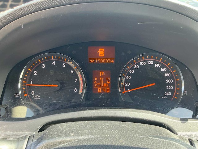 2010 toyota avensis wagon 1.8 vvti business personenauto kt-486-j - afbeelding 13 van  42