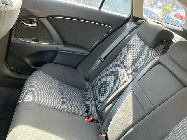 2010 toyota avensis wagon 1.8 vvti business personenauto kt-486-j - afbeelding 24 van  42
