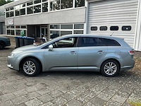 2010 toyota avensis wagon 1.8 vvti business personenauto kt-486-j - afbeelding 34 van  42