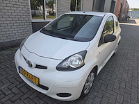 2010 toyota aygo 1.0-12v access personenauto - afbeelding 1 van  7