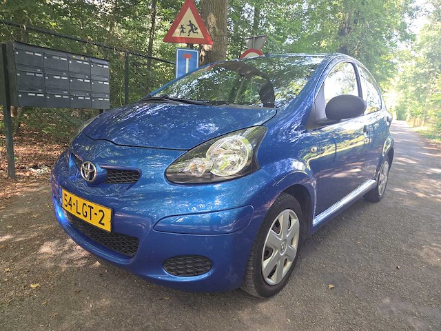 2010 toyota aygo airco 1.0-12v access personenauto - afbeelding 1 van  10