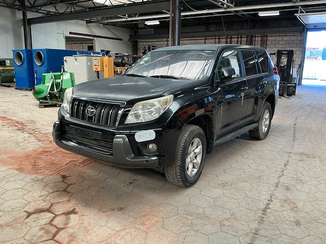 2010 toyota trj105 land cruiser prado personenauto - afbeelding 1 van  16