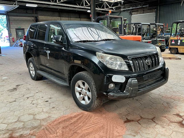 2010 toyota trj105 land cruiser prado personenauto - afbeelding 9 van  16