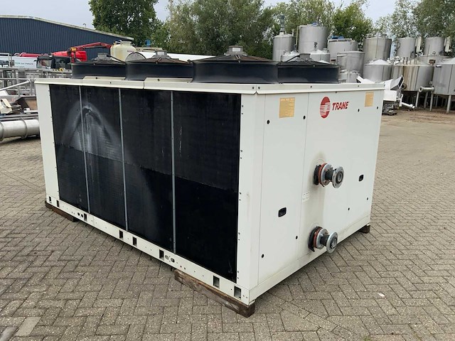 2010 trane ecgan600j72h chiller - afbeelding 1 van  4