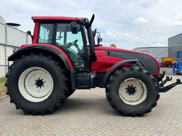 2010 valtra t132 direct vierwielaangedreven landbouwtractor - afbeelding 18 van  20