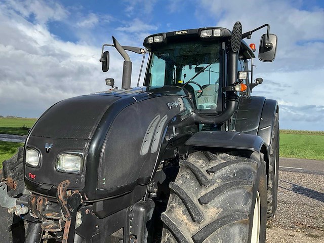 2010 valtra t162 vierwielaangedreven landbouwtractor - afbeelding 28 van  28