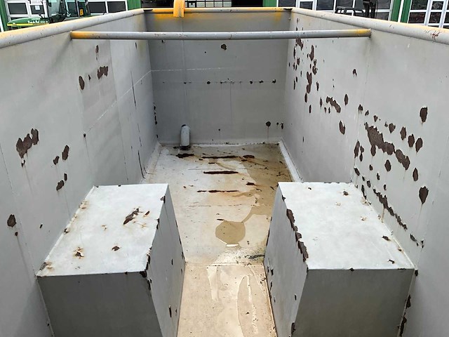 2010 veenhuis 40m3 mestcontainer - afbeelding 11 van  20
