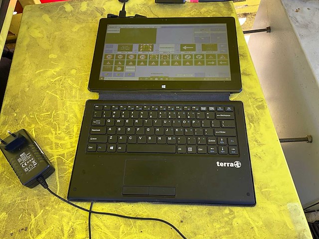 2010 verdegro vdga-2001-a tekstwagen - afbeelding 1 van  11