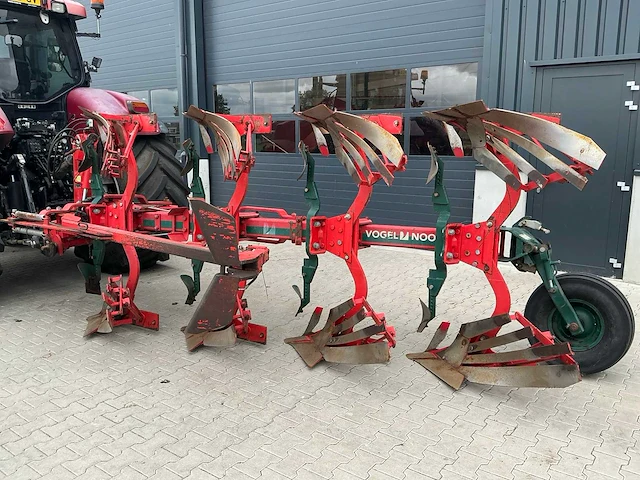 2010 vogel & noot c-plus 950 vario 4-schaar wentelploeg - afbeelding 19 van  23