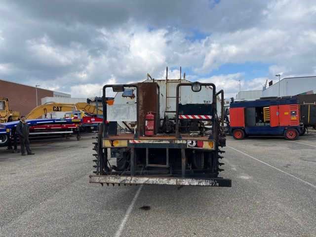 2010 volkswagen 15-180 bitumensprayer vrachtwagen - afbeelding 12 van  13