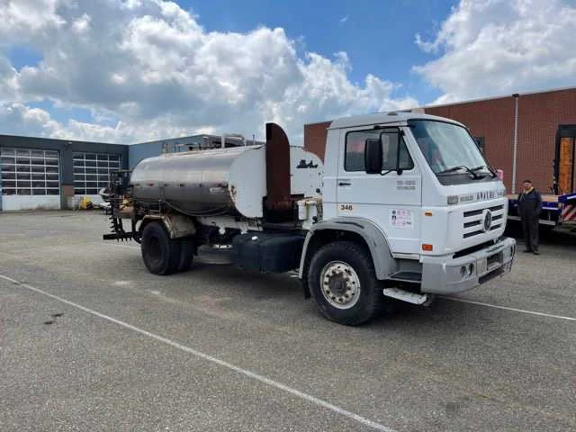 2010 volkswagen 15-180 bitumensprayer vrachtwagen - afbeelding 10 van  13