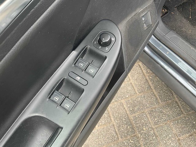 2010 volkswagen passat variant 1.4 tsi highline bluem personenauto - afbeelding 11 van  29