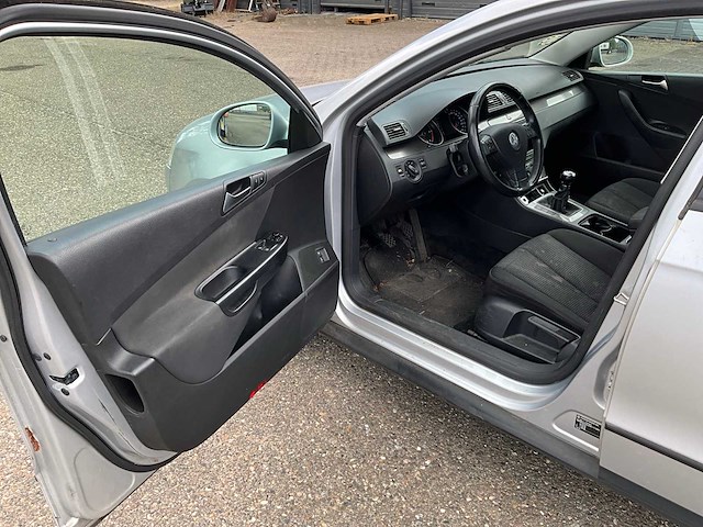 2010 volkswagen passat variant 2.0tdi personenauto - afbeelding 8 van  38