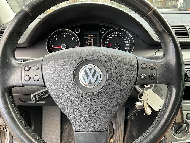 2010 volkswagen passat variant 2.0tdi personenauto - afbeelding 15 van  38