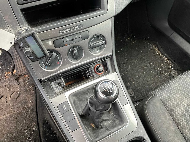 2010 volkswagen passat variant 2.0tdi personenauto - afbeelding 18 van  38