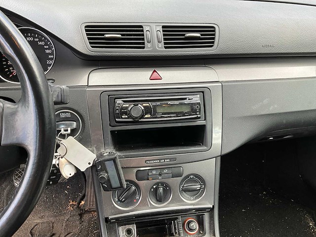 2010 volkswagen passat variant 2.0tdi personenauto - afbeelding 6 van  16