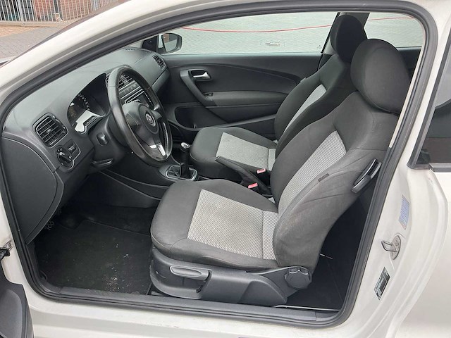 2010 volkswagen polo 1.2 easyline personenauto - afbeelding 4 van  13