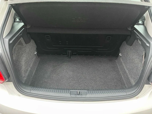 2010 volkswagen polo 1.2 easyline personenauto - afbeelding 14 van  22