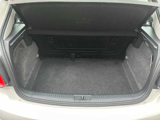 2010 volkswagen polo 1.2 easyline personenauto - afbeelding 1 van  2