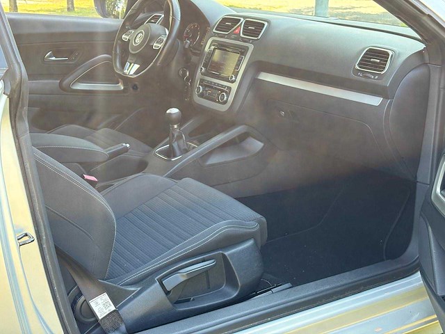 2010 volkswagen scirocco 1.4 tsi highl. plus personenauto - afbeelding 11 van  12